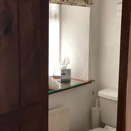 Holmeshead Farm Bed and Breakfast