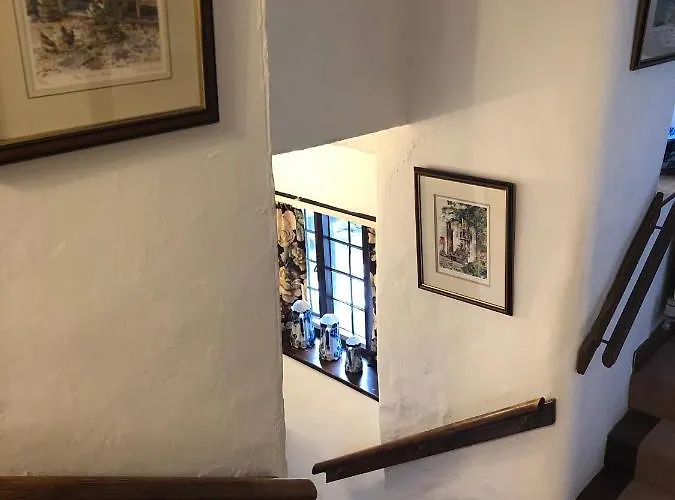 Holmeshead Farm Bed & Breakfast