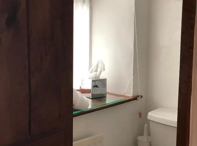 Holmeshead Farm Bed & Breakfast